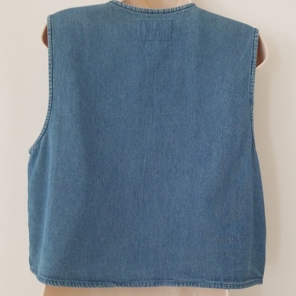 Tom Tom Blues Floral Embroidered Denim Jean Vest - Picture 7 of 8